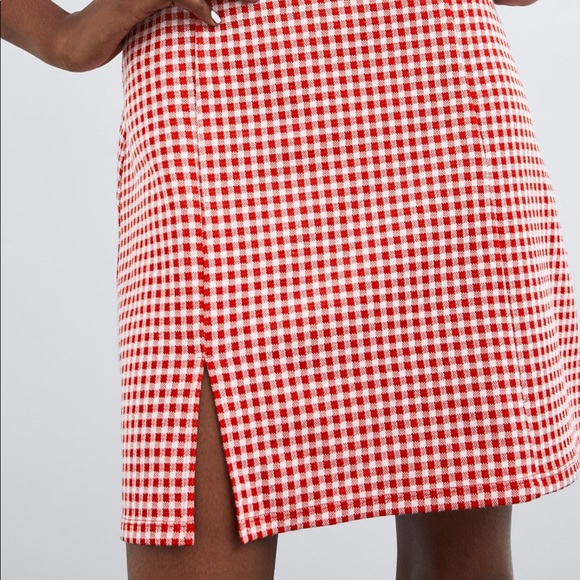 NWT Zara Plaid Red White Size Medium - Picture 6 of 8